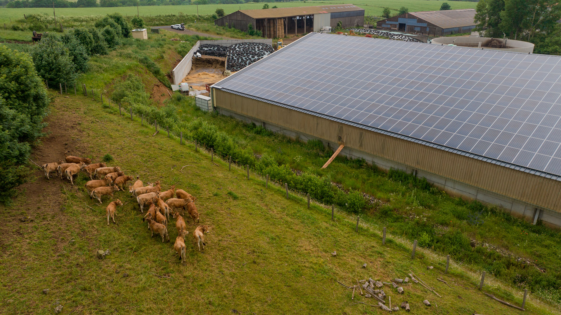 Construction hangar agricole photovoltaïque