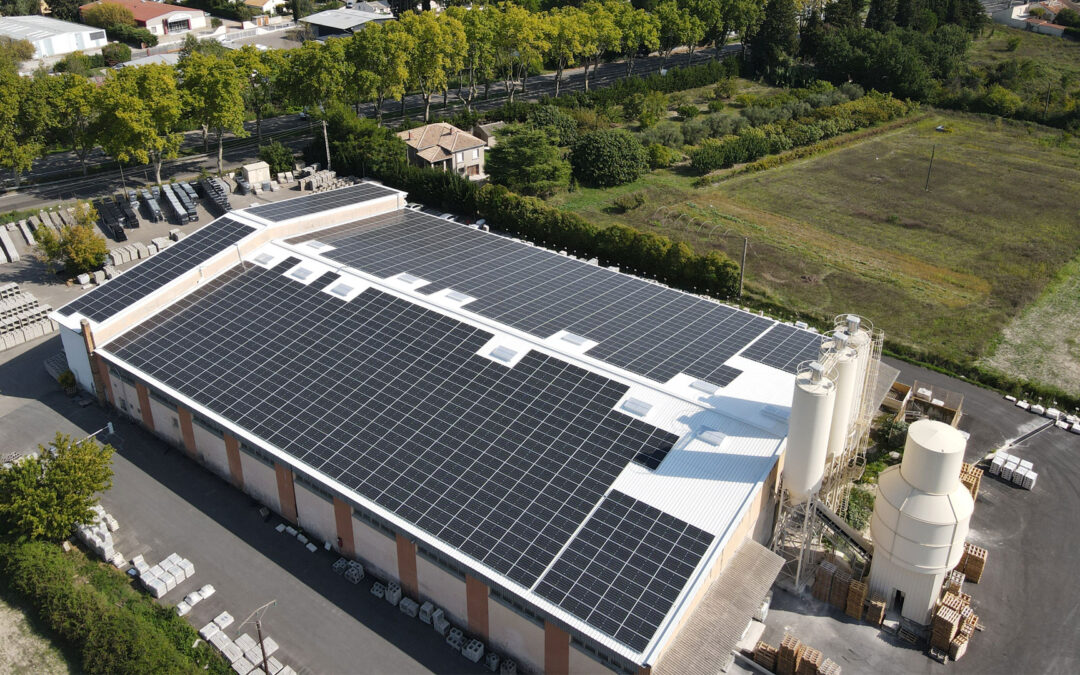 Rénovation d’une toiture industrielle amiantée dans le gard